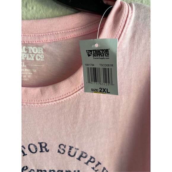 ❤️Women’s Tractor Supply Tee 2X - Picture 3 of 4